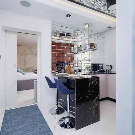 Luxurious Rozdroze By Renters Prestige * Krakow