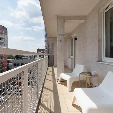 Apartment Luxurious Rozdroze By Renters Prestige Krakow