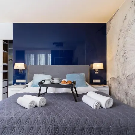 Luxurious Rozdroze By Renters Prestige Apartment Krakow