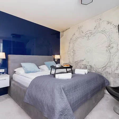 Luxurious Rozdroze By Renters Prestige Apartment Krakow